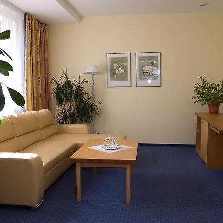 Alley Hotel 4*