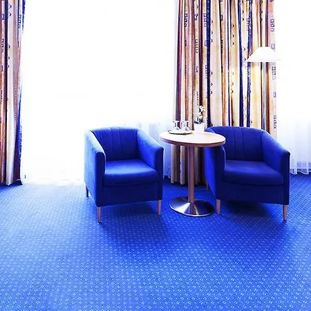 Hotel Alley 4*