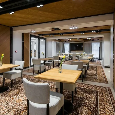 Alley Hotel